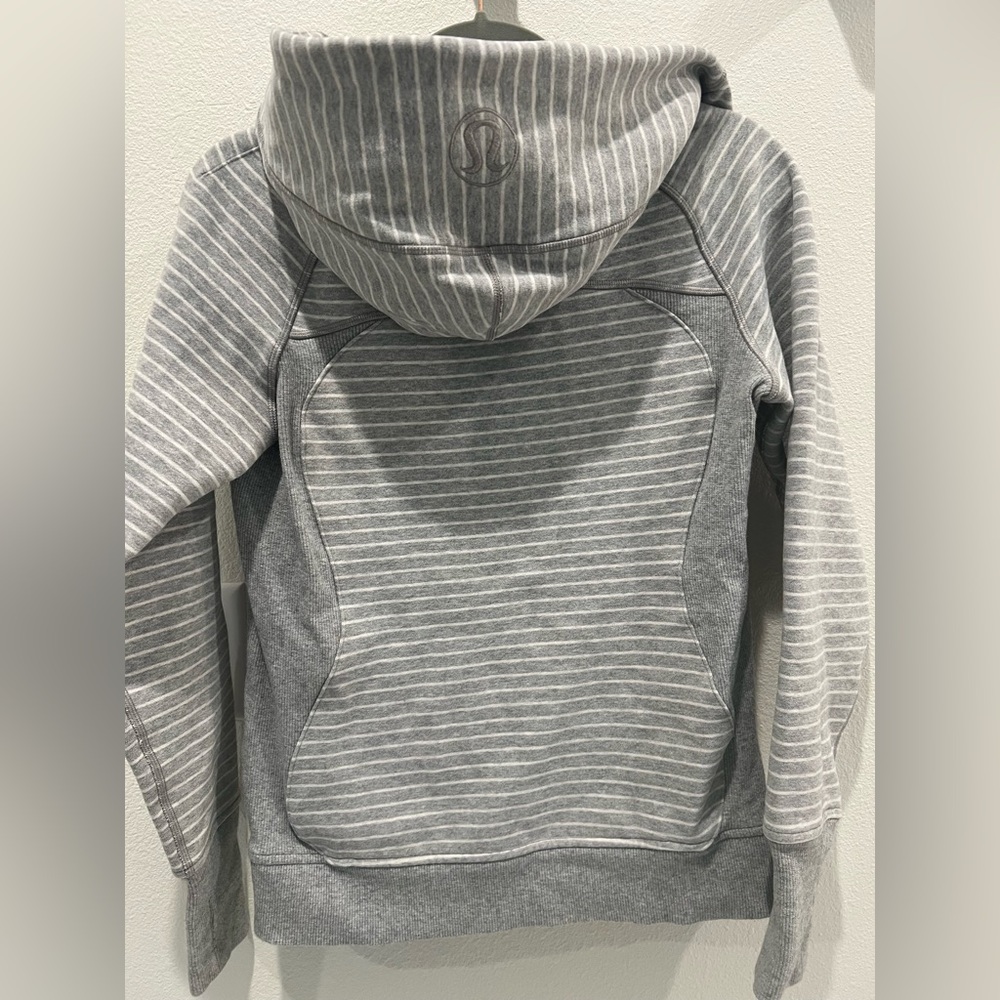 Lululemon Scuba Full Zip Hoodie - Size 6